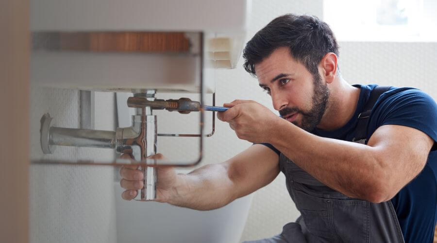 Sink leak detection in Gwynneville, IN